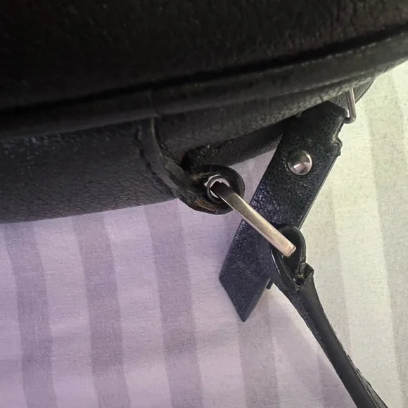 Saint Laurent Black Camera Lou Bag - Picture 9 of 14